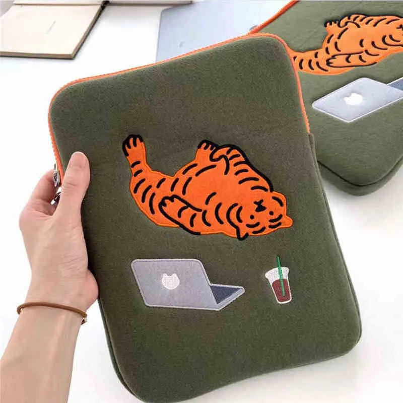 حقيبة كمبيوتر محمول 13 '' Laptop Green Tiger Case حقيبة ل Macbook iPad Pro Retina 9.7 10.8 11 14 15 15.6 بوصة كمبيوتر محمول كم 202211
