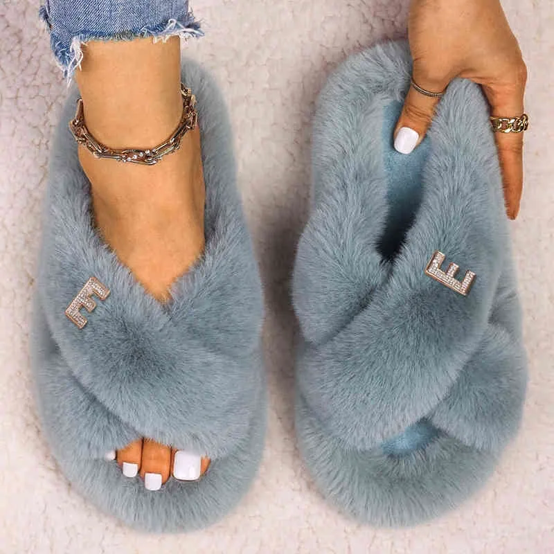 Dames Faux Bont Dia's Slippers Winter Luxe Rhinestone Letter E Designer Crystal Bont Sandalen Slip Flops Flats Snakers Schoenen Y1120