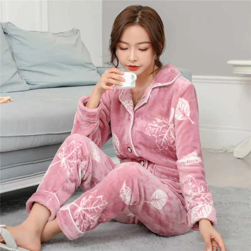 5XL Plus Size Winter Women Thicken Warm Flannel Pajamas Sets Long Sleeve home clothes women Sleep wear Lounge Clothes Home Suit 210622