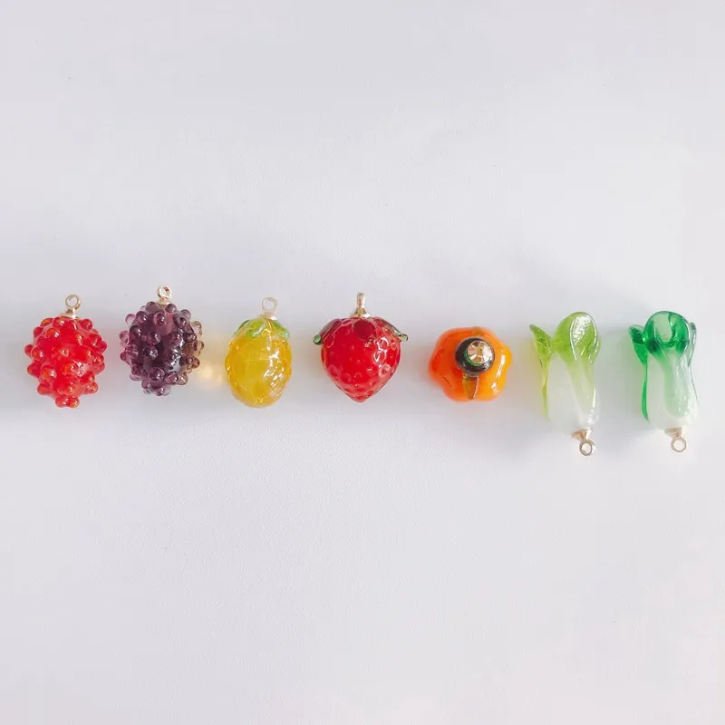 20 pz Frutta Verdura Vetro Cristallo Charms Cibo Fragola Uva Pomodoro Cavolo Cinese Collana Pendenti Ornamento Accessori2298799