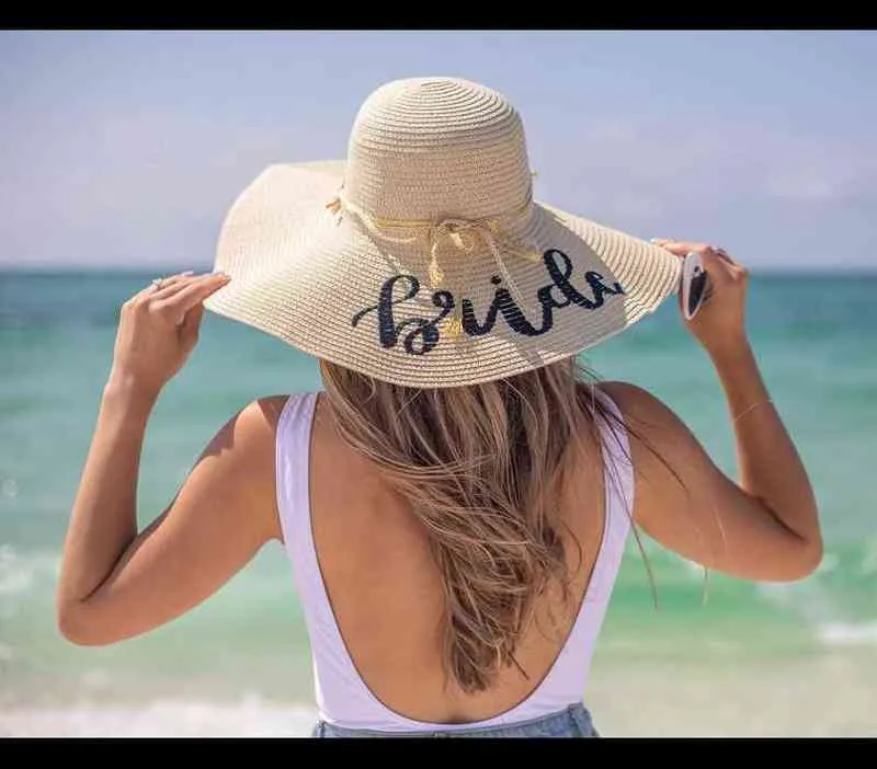 Chapeau de soleil de fête de mariage de plage réglable à large bord brodé de disquette de papier pour femmes avec bande de ruban avec lanière de vent G220301