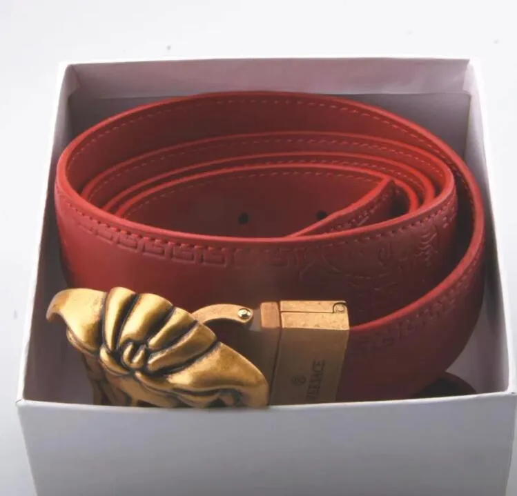 Cinturão para mulher moda fivela lisa letras design homem cinturões femininas genuínas altamente qualidade com a caixa 022543