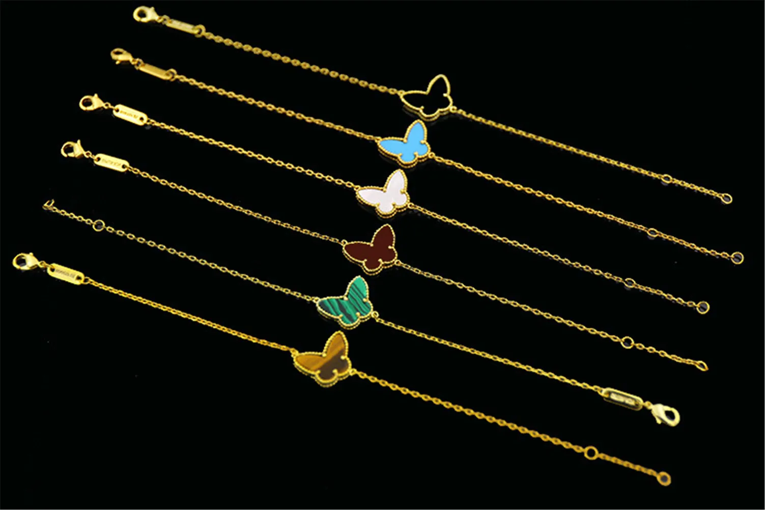 VAF 18K Oro Moda Clásico Dulce 4 Trébol de cuatro hojas Mariposa Pulsera Pendientes Collar Conjunto de joyas para S925 Silver Van Women3237
