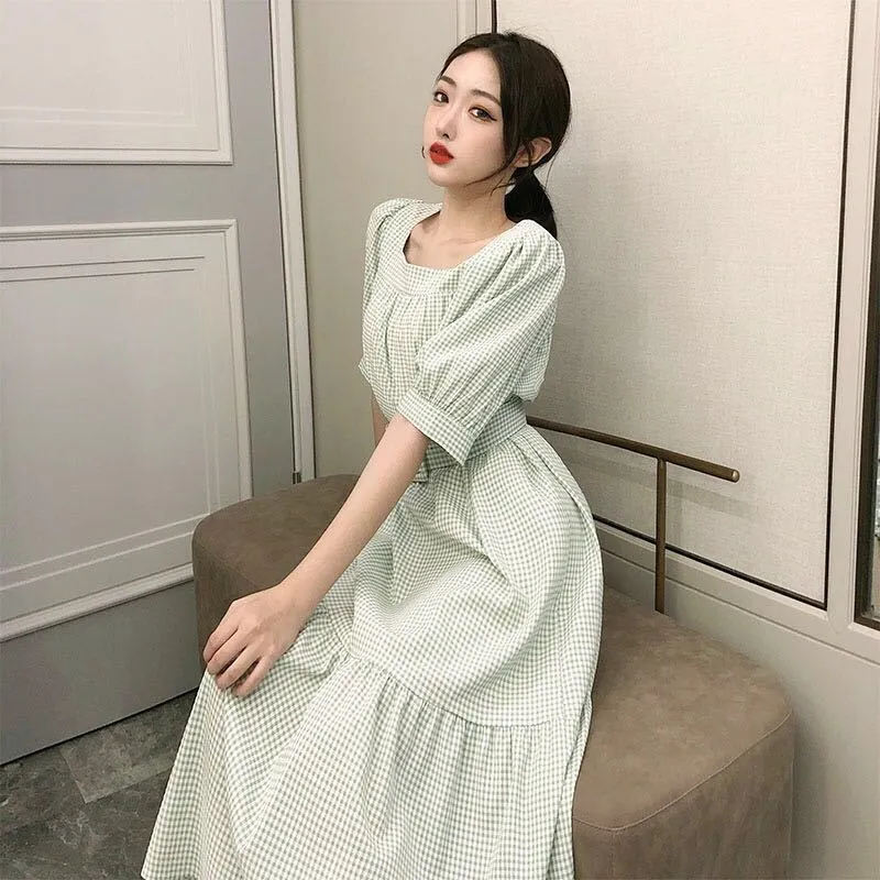 Vintage robe à carreaux femmes français col carré manches bouffantes mince fée robe femme robe de soirée coréen été Chic 210521