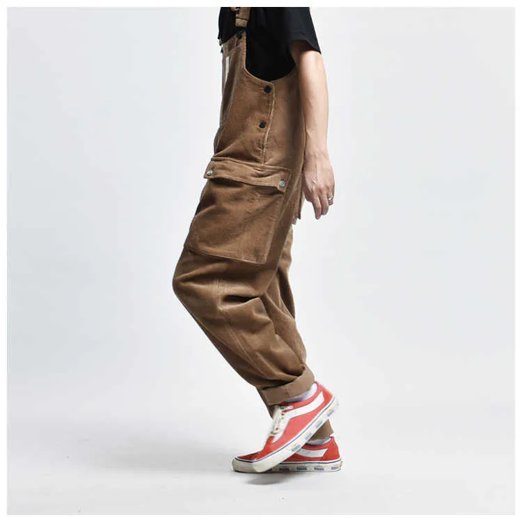 Корденвы комбинезон мужчин Safari стиль много карманные грузовые штаны мужские свободные нагрудники брюки густые повседневные работы осень зима 210715