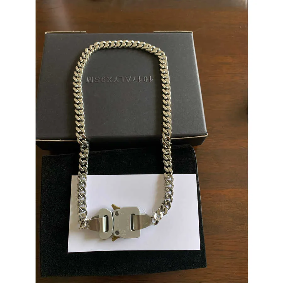 Alyx Cubix Chain Necklace Men Women Classic 1017 Alyx 9sm Necklaces Signature Metal Buckle Stainless Steel Colorfast Q0809
