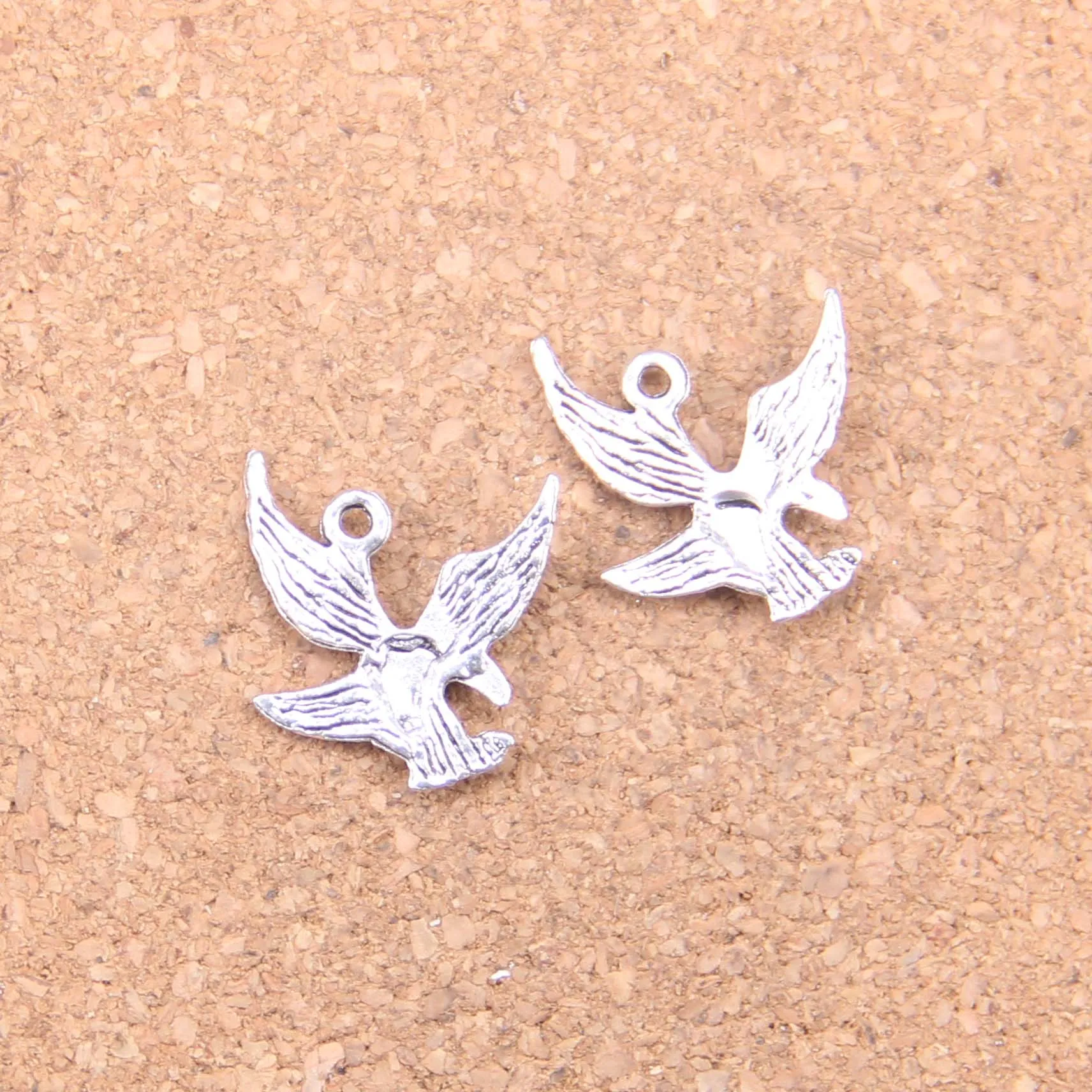 150 stks Antiek Zilver Brons Plated eagle hawk Charms Hanger DIY Ketting Armband Bangle Bevindingen 20 20mm296S