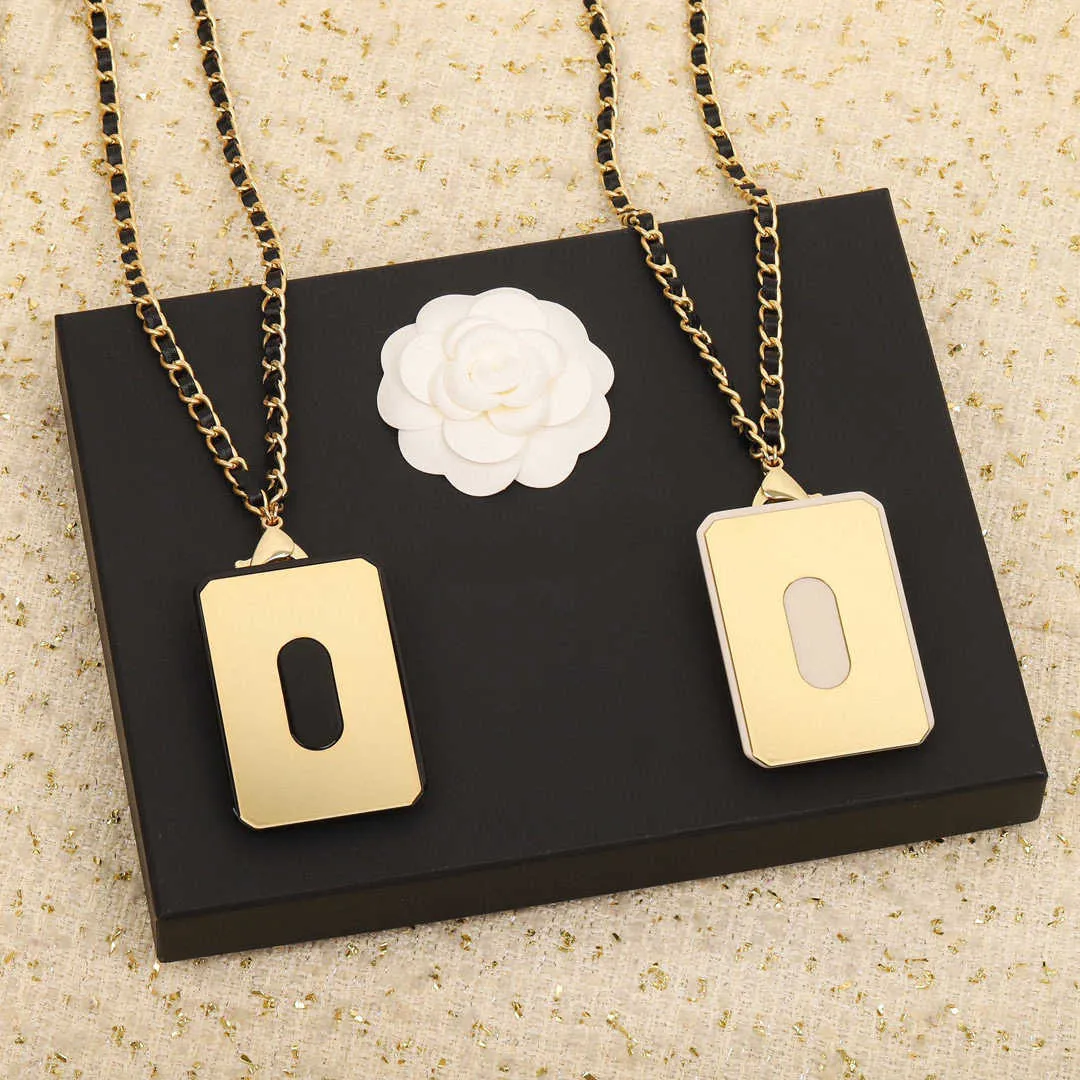 2022 Hot Brand Fashion Jewelry Women Gold Color Black White Mirror Leather Chain Necklace Big Pendant Fine Top Quality Luxury