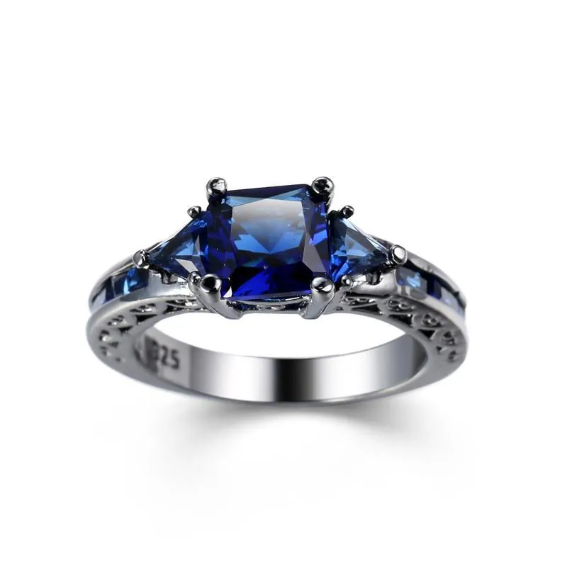 Fedi nuziali Fashion Square Blue Sapphire CZ le donne Accessorio gioielli con anello portafortuna placcato oro nero260s