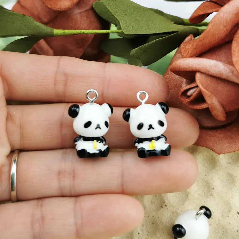 10 pièces mignon 3D résine Panda breloques boucles d'oreilles Bracelet Kawaii dessin animé Animal Pentants ajustement bijoux résultats coque de téléphone bricolage