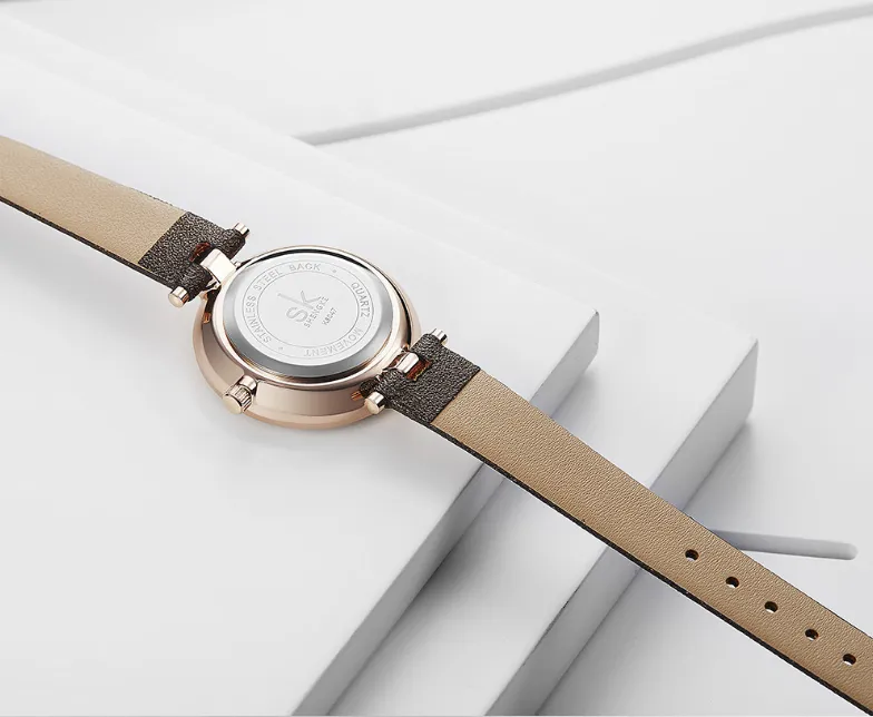 Shengke marca casual semplice quarzo studenti orologio vita impermeabile diamante marcatore orologi da donna 8047 multicolore opzionale251W