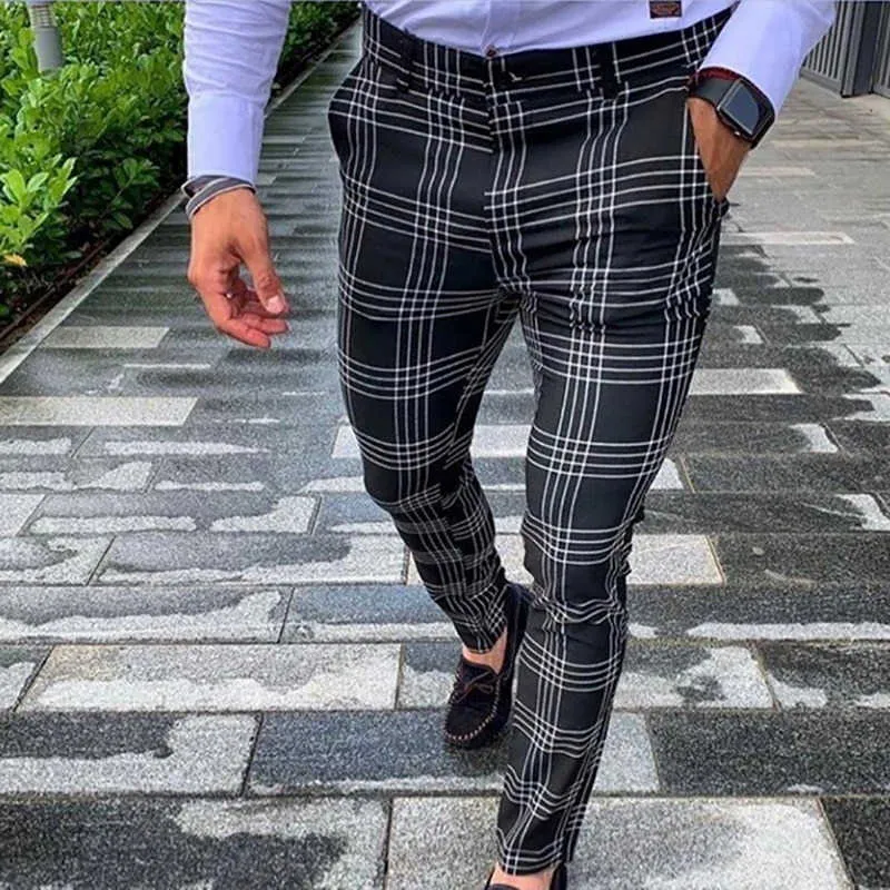 Pantalons décontractés à rayures à carreaux pour hommes Pantalons noirs coupe ajustée sociale Fermeture à glissière Taille moyenne Maigre Affaires Homme Printemps Extensible 210616