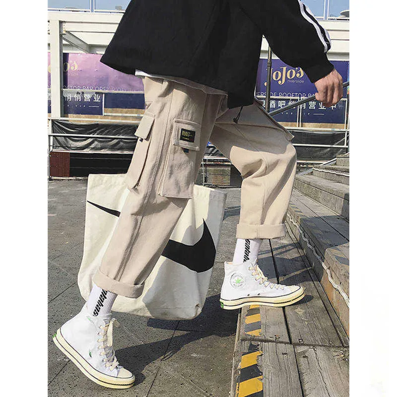 Pantaloni della tuta Hip Hop Ricamo Pantaloni in stile giapponese Pantaloni della tuta Streetwear Pantaloni da jogging da uomo Pantaloni cargo casual 211013