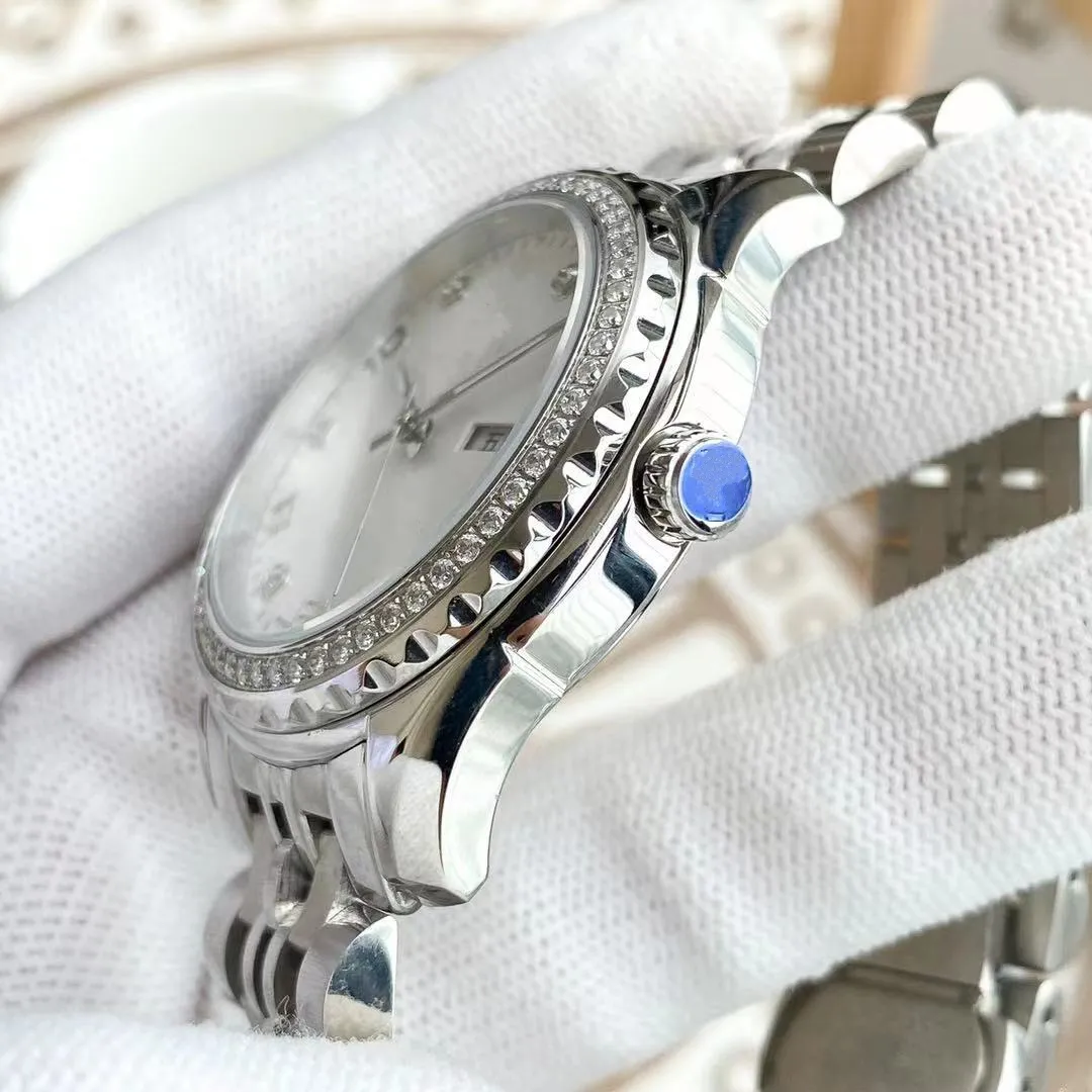La série haut de gamme de montres pour hommes adopte un mouvement mécanique automatique importé 8205, un bracelet en acier inoxydable 316, résistant aux rayures297Y