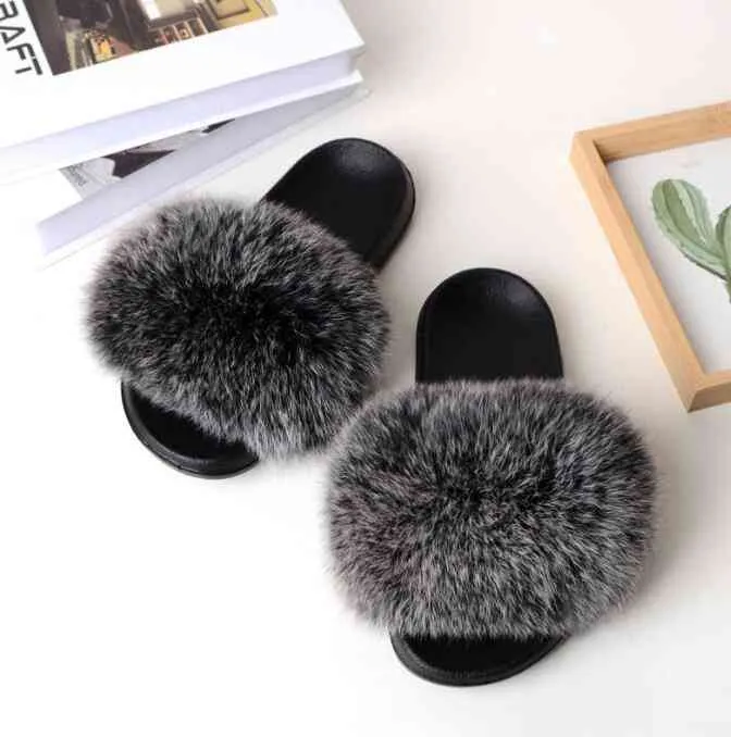 Extra Large Fur Slippers Real Raccoon Fur Slides Flat Flip Flops Beach Designer Sandals Cute Plush Hair Furry Shoes Woman Q0508