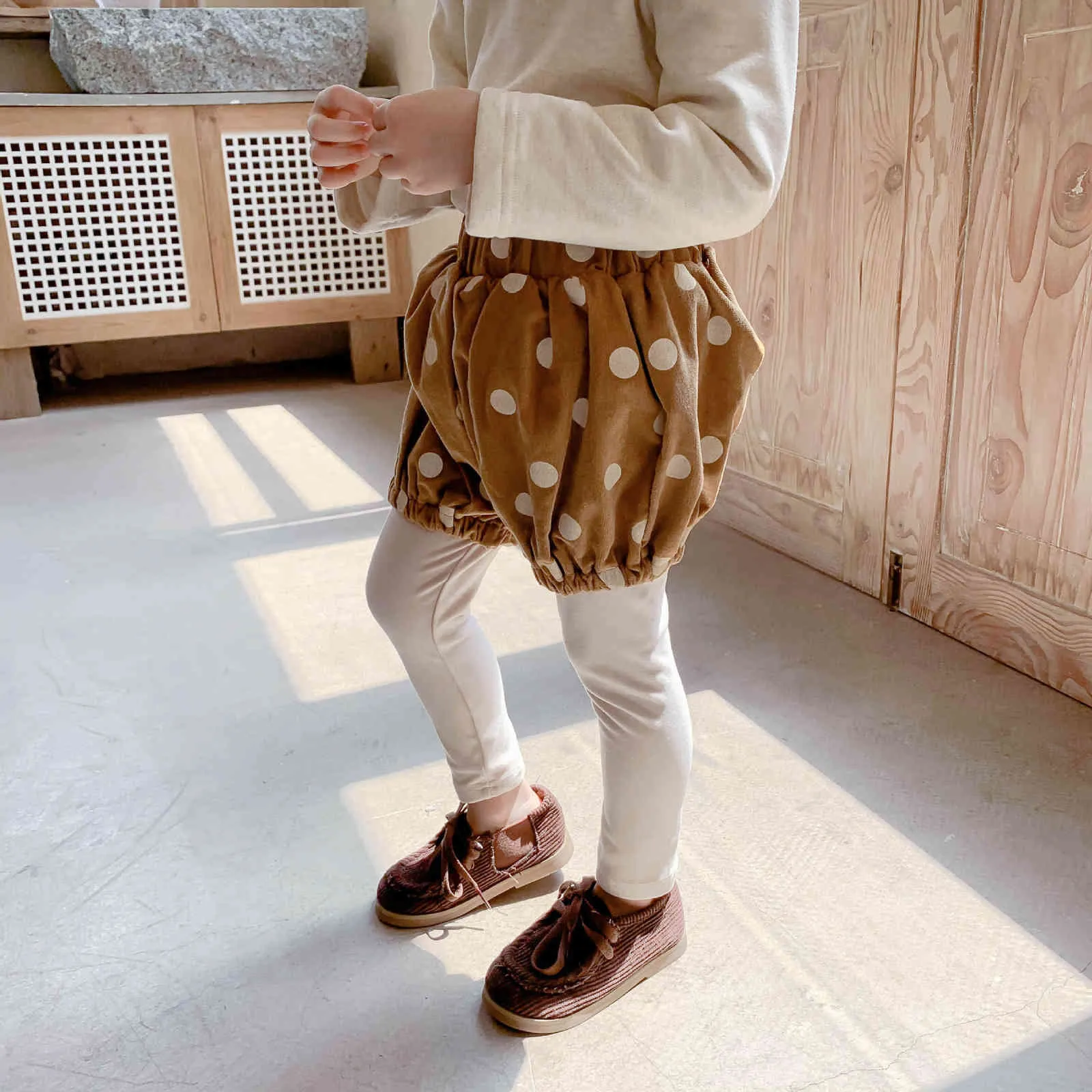 Automne jolies filles dot velours côtelé faux deux pièces pantalons bébé fille shorts décontractés avec leggings 210508