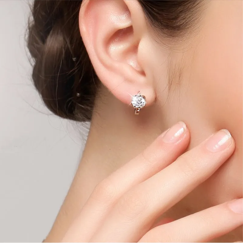 Ohrstecker Für Frauen Koreanischen Stil Engel Kuss Zirkonia Silber Farbe Ohrring Party Geschenk Modeschmuck KAE109