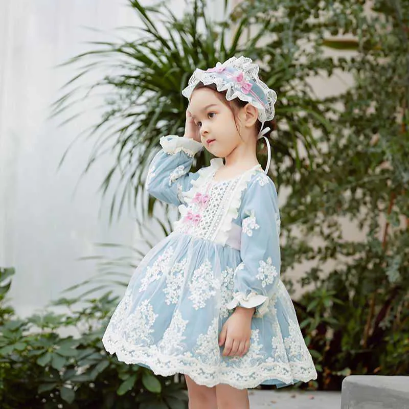 Spanska stil barn klänningar för tjejer ljusblå broderi långärmad prinsessa lolita baby kläder e5309 210610