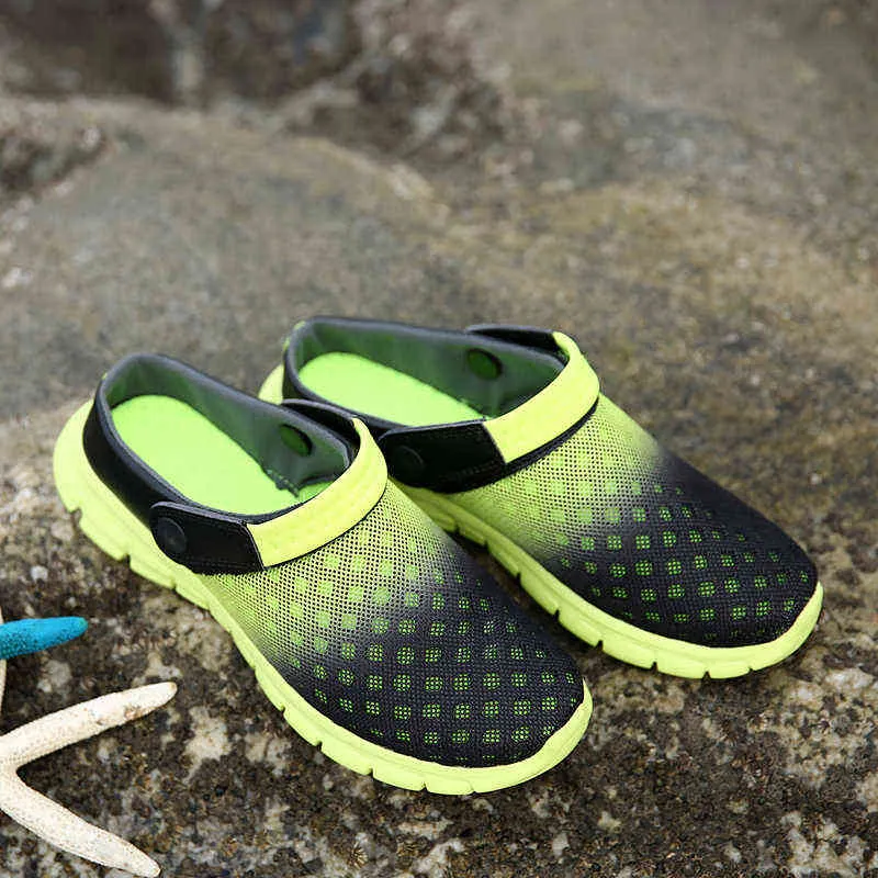 Kapcia Mężczyźni Kobiety Letni Sandał Sandał Oddychany Wyściełane plażowe klapki Buty Buty Solid Płaskie Kapcie w kąpieli Plus 46 Zapatos Hombre 220308