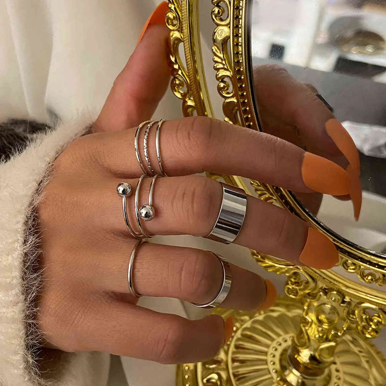 Vintage Metal Gold Wide Knuckle Ring Set For Women Punk Cross Twisted Crystal Finger Ring Bohemian Fashion Jewelry Gift G1125