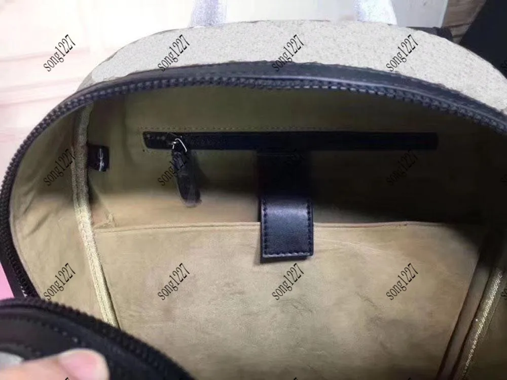 حقيبة مصممة فاخرة جديدة 406 Big Size Knapsack 370 PVC مع Napa Cowhide هي حقيبة تحمل على ظهره على ظهره.