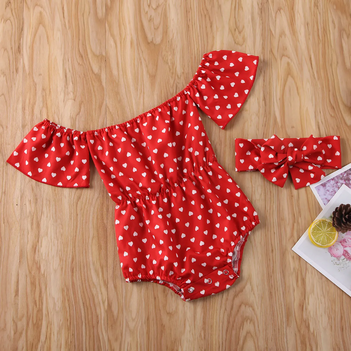 024M Baby Baby Baby Bodysuits Diadema fuera del hombro Polka Red Polka Impresión trajes de ropa294l3858745