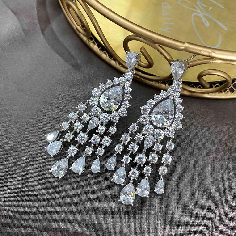 Роскошный настоящий 925 стерлингового серебра стерлингового серебра с высоким содержанием углерода с бриллиантами кисточки для женщин Подвески Свадебные украшения Ювелирные изделия