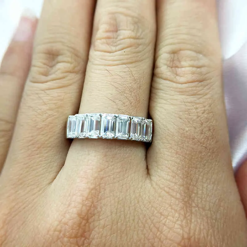 AEAW 3.5CTW F色の婚約指輪の結婚式のモアッサナイトのバゲットの半分の永遠のダイヤモンドバンドスターリングシルバー