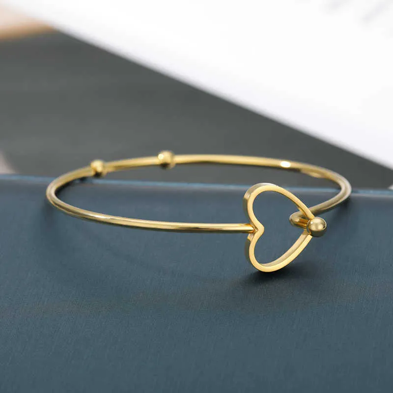 Mode minimalistisk hjärta ihåliga armband armband för kvinnor flicka guld rostfritt stål charm smycken par bröllop vän gåvor Q0719