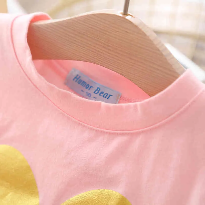 Splicing Girl Suit Sommar Barnkläder Söt Kärlek Kortärmad T-shirt + Mesh Kjol Barnens 210515