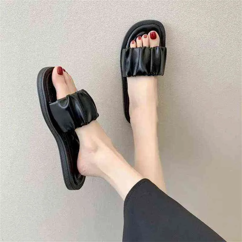 Slippers Large Size Women's Slippers Summer Flip Flops Fashion Simple Versatile Pleated Flat Bottoms Versatile Wear Sandals Outside 220307