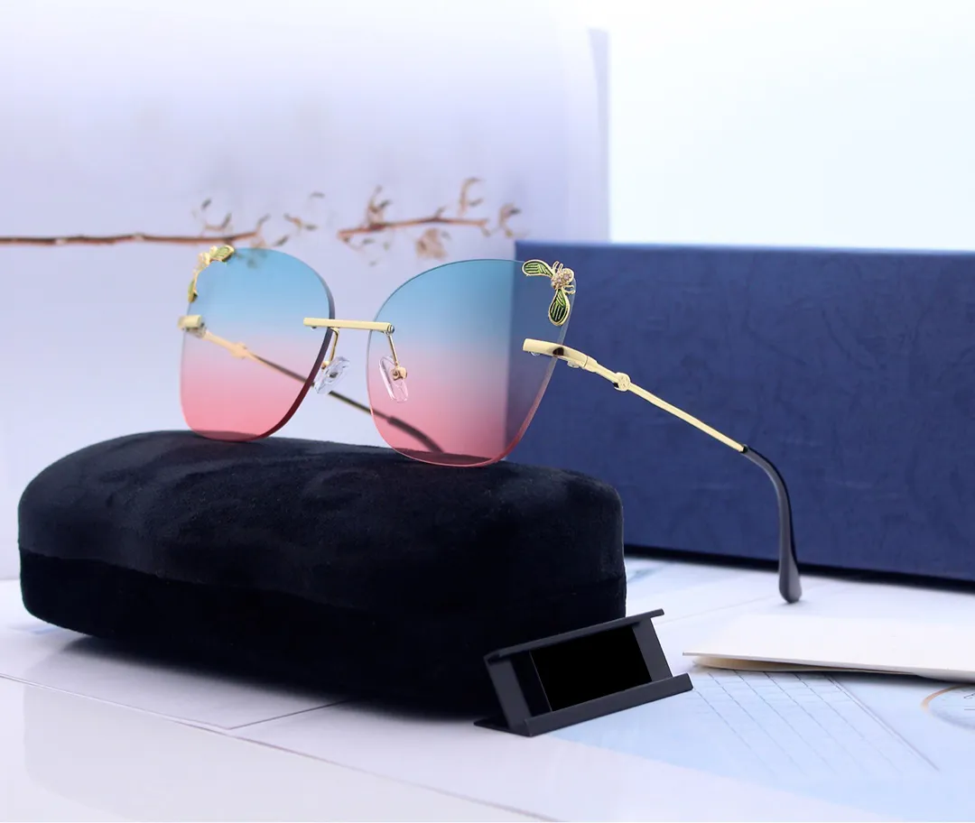 نظارة شمسية مصممة لعيون Cat Cat غير المألوفة مع نحلة متصلة بأزياء العدسة Sunglasse للقيادة في Summer263y