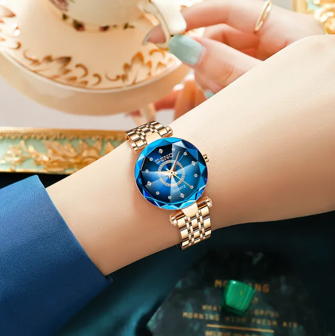 Temperament Shine Starry Quartz Womens Watches Bright Ladies Regarder Smart Queen Hardlex Wrists300y