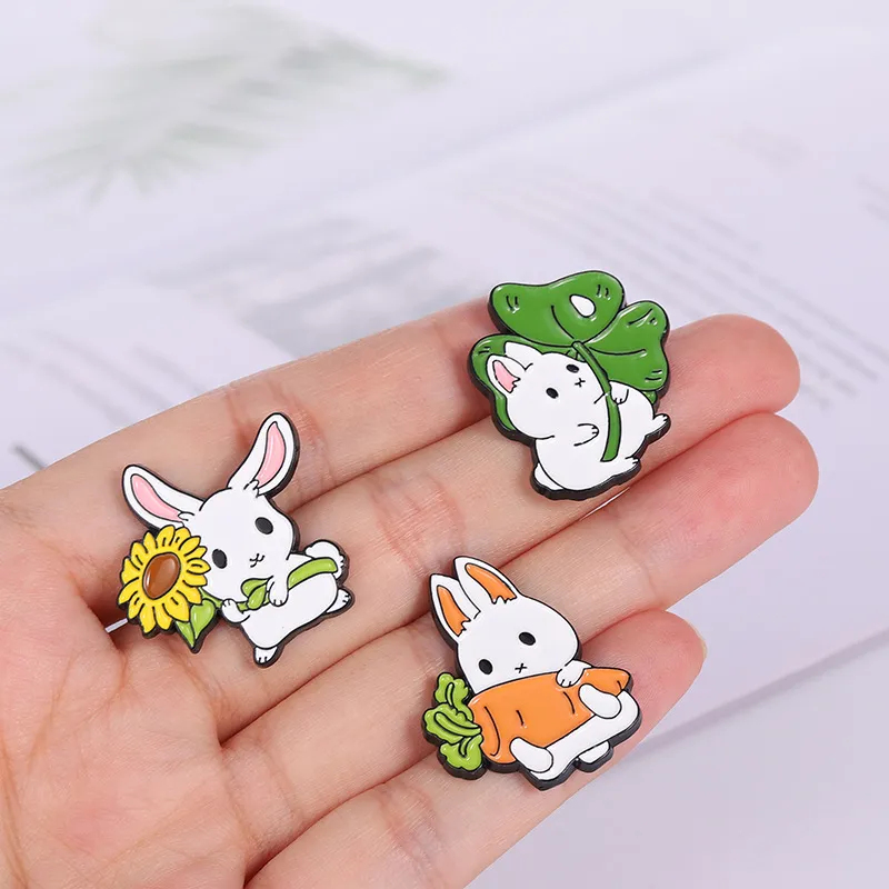 Korean Cartoon Rabbit Dog Brooches Alloy Paint Animal Hug Flower Carrot Badge Jewelry Accessories Unisex Cowboy Backpack Clothes L235b