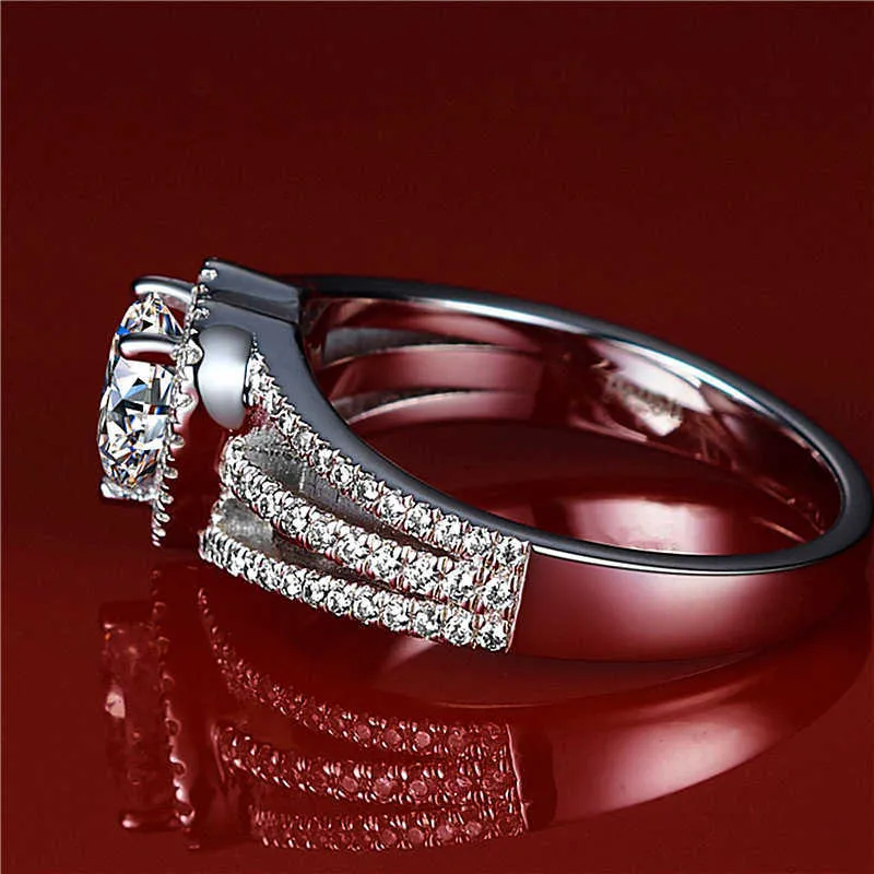 Womens Rings Crystal Three Row Diamond Love Ring met Micro Ingelegde Volledige Bruiloft Dame Cluster Styles Band
