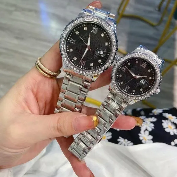 Robes amoureux hommes femmes montres Top marque Designer diamant montres pleine bande en acier inoxydable montre à quartz cadeau pour man306T