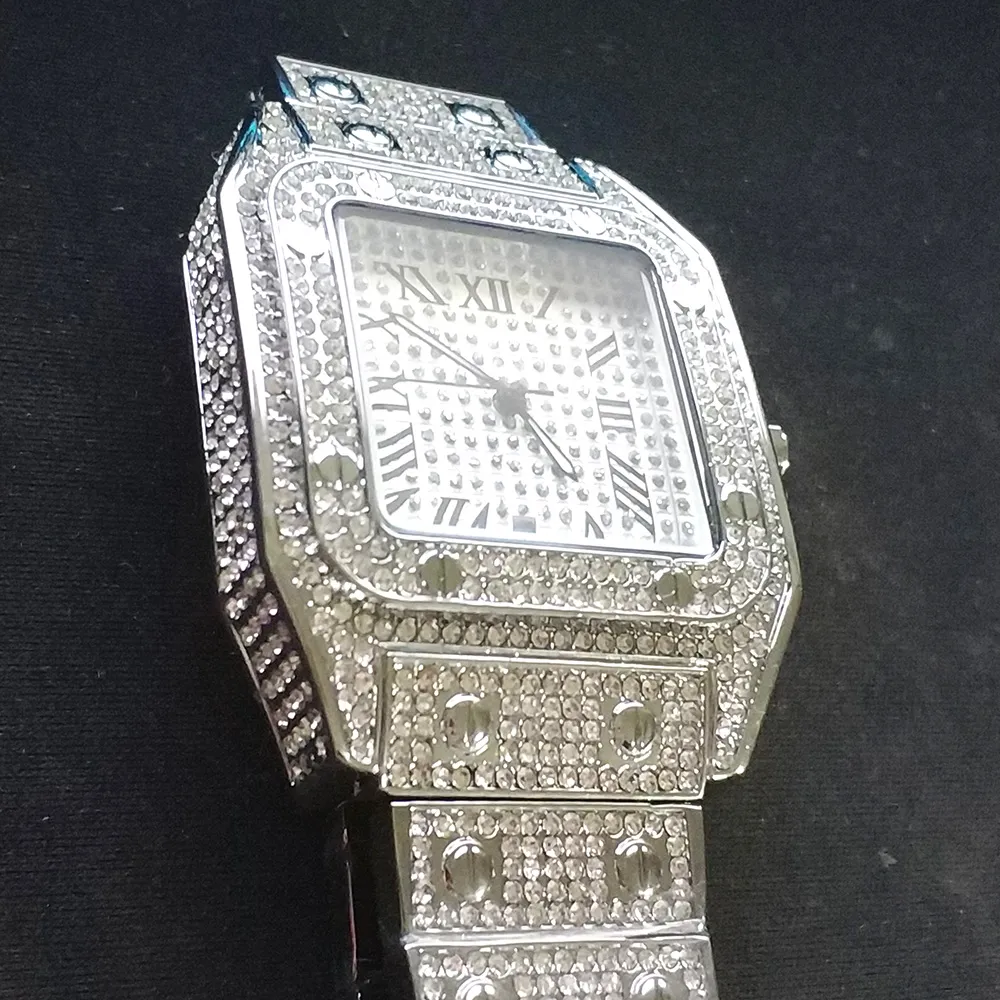 Orologi da uomo con diamanti pieni, orologio da donna con movimento al quarzo, orologio da polso brillante, stile di vita, orologio analogico impermeabile di alta qualità, fash230M