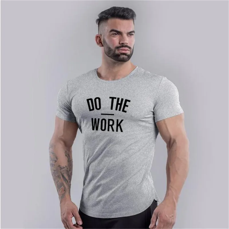 Hommes T-shirt Gym Fitness vêtements Bodybuilding hauts Vêtements D'entraînement Coton Muscle gars gym T-shirts plus la taille 210322