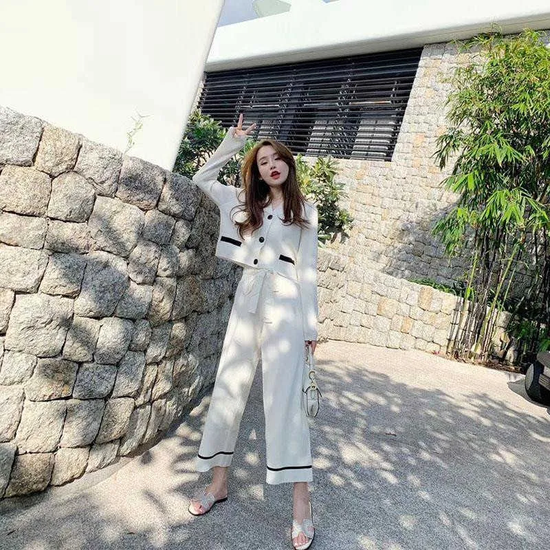 Herfst Winter Elegant 2-delige set Vrouwen Koreaanse vesten met één borsten gebreide trui + High Taille Wide Leg broek Zweetpak 210619