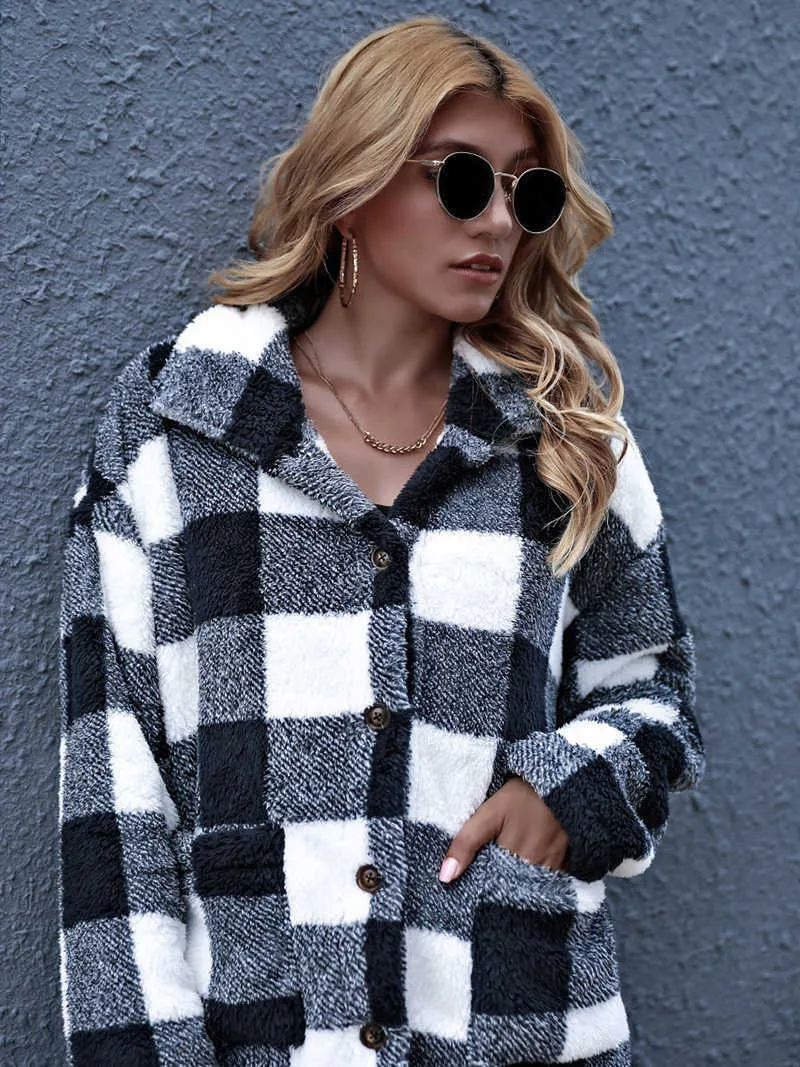 Fitshinling Plaid Vintage Lambswool Winter Coat Women Pockets Checker Black White Jacket Female Fashion Slim Warm Outerwear 211014