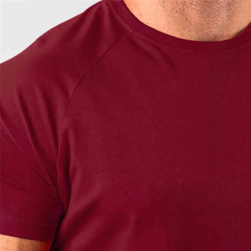Новые стильные простой топы фитнес мужская футболка с коротким рукавом мышца мускулы бодибилдинг футболка мужской тренажерный зал одежда Slim Fit Tee рубашка 210324