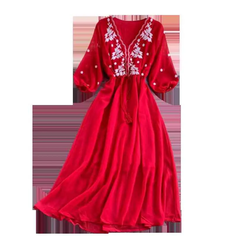 Dames zomerjurk geborduurde bloemen V-hals bladerdeeg mouw jurken retro taille afslanken chiffon vakantie lang ll038 210506