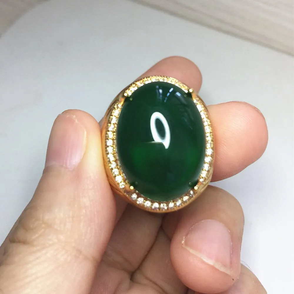Vintage luxe grote ovale groene jade smaragd edelstenen diamanten ringen voor mannen gouden kleur sieraden bague bijoux mode accessoires2089502