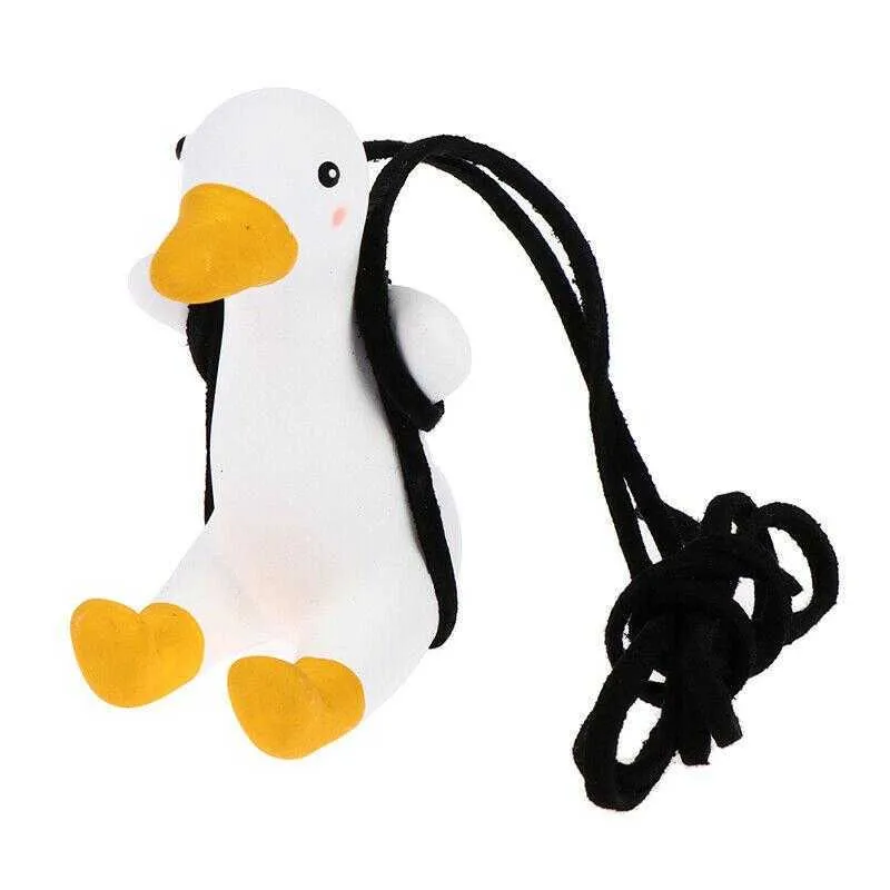 Pendentif de voiture mignon Anime petit canard balançoire Auto rétroviseur suspendu ornements accessoires pour filles cadeaux sac porte-clés G1019