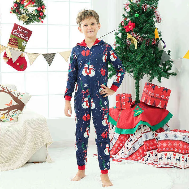 クリスマスパジャマの母親の娘服セットクリスマスパジャマのワンシーアダルトキッズベビーファミリールックジャンプスーツPJS 2111048902101