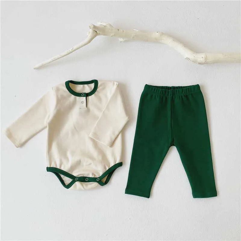 春の赤ちゃんパジャマ長袖コットンボディスーツ+ロングパンツホームウェアガールボーイ衣装E2509 210610