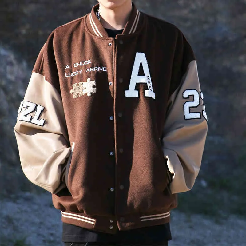 Giacca da baseball autunnale da uomo floccata con lettere ricamate maniche in pelle giacche college cappotto oversize vintage marrone unisex autunno