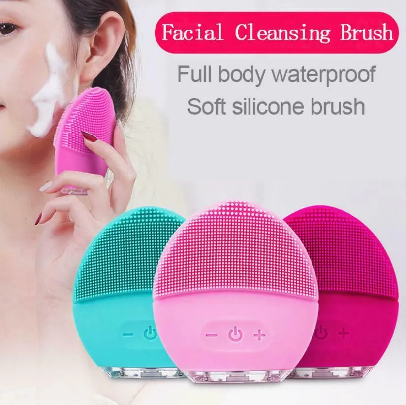 Skin Care Tools Electric Face Scrubbers Mini Vibrator Massager Facial Cleansing Brush Sonic Face Silicone Clean Beauty Foreoing Ma2764