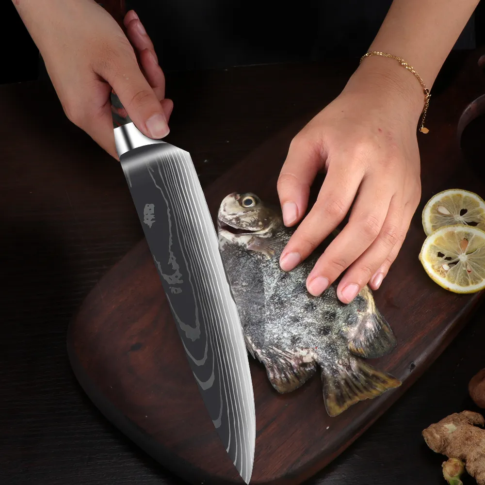 Coltello da chef di alta qualità 8 quotColtello da cucina professionale giapponese in acciaio inossidabile Coltello da chef imitazione modello Damasco affettare affilato G7194657