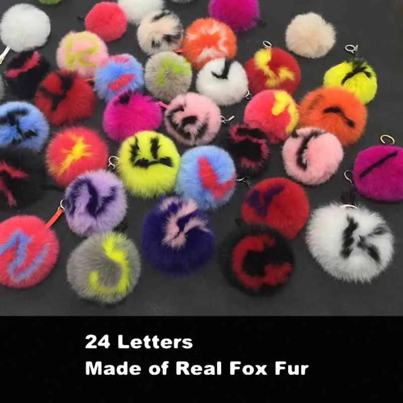 15CM Big Fluffy Initial Pom Keychains Handmade Real Fox Fur Ball Key chains Bag Charm Monster Alphabet Letter Pompoms TKK023304S